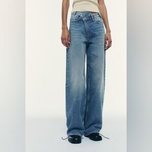 Zara Crossed Waist Mid Rise Wide Leg Jeans Misses Size 8 NWT.